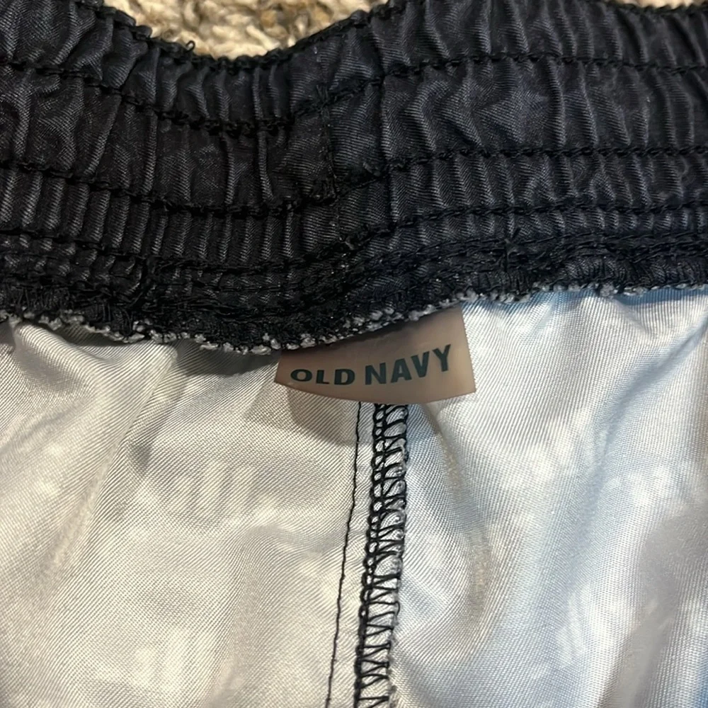 OLD NAVY shorts ๐ค - Picture 5 of 6